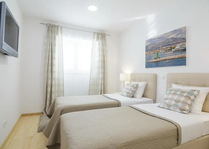 Holiday Home Aspalathos - With Free Parking, Near The Beach, A Few Minutes\' Walking Distance To The Unesco Palace